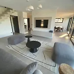别墅 De La Nartelle Maison Vue 圣马克西姆