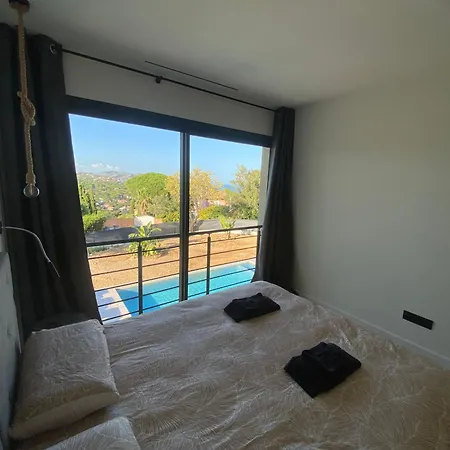 De La Nartelle Maison Vue Sainte-Maxime